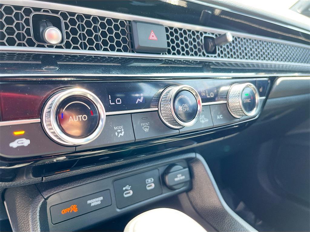 used 2025 Honda Civic Hybrid car, priced at $24,300