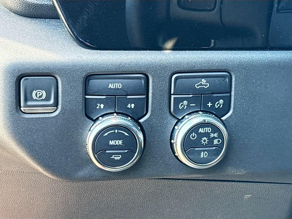 used 2025 GMC Sierra 1500 car, priced at $37,800