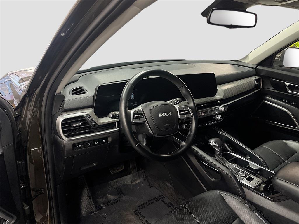used 2023 Kia Telluride car, priced at $30,000