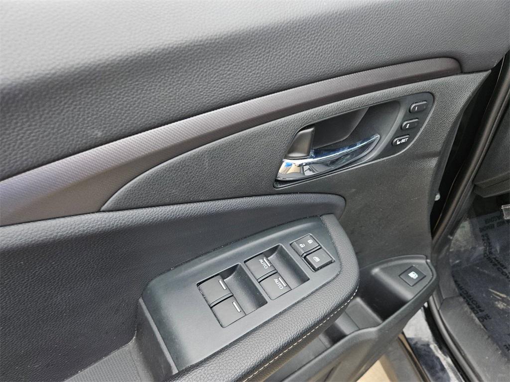 used 2023 Honda Ridgeline car, priced at $29,500