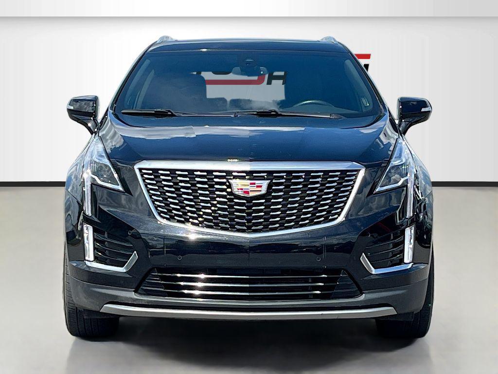 used 2024 Cadillac XT5 car, priced at $30,000