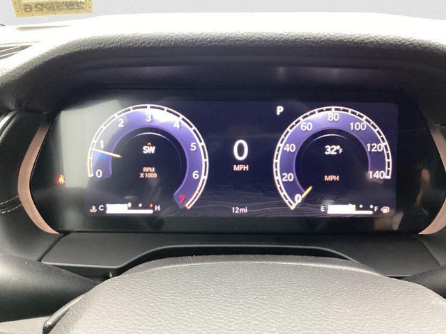 new 2025 Jeep Grand Cherokee car, priced at $37,995