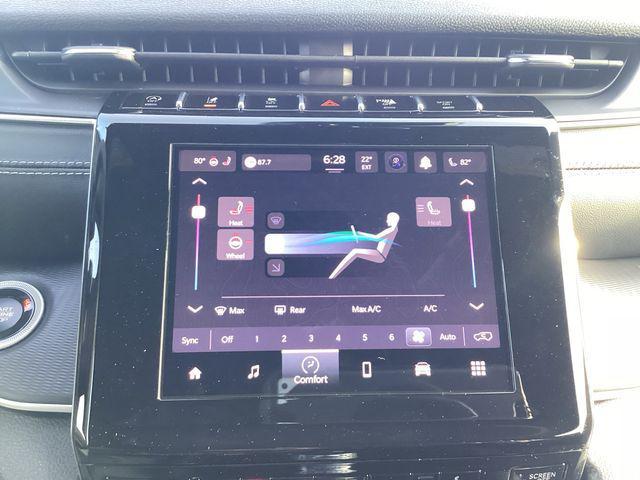 new 2025 Jeep Grand Cherokee car, priced at $40,908