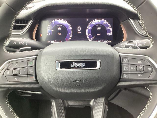 new 2025 Jeep Grand Cherokee car, priced at $38,322