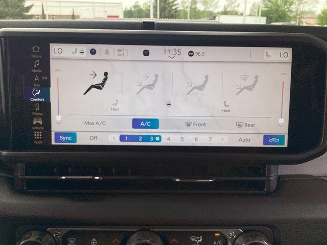 new 2025 Jeep Gladiator car, priced at $43,590