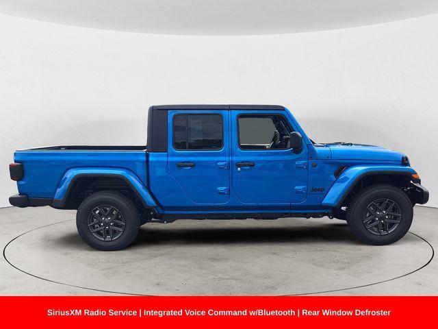 new 2025 Jeep Gladiator car, priced at $43,590