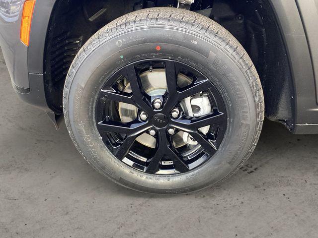 new 2025 Jeep Grand Cherokee L car, priced at $44,784