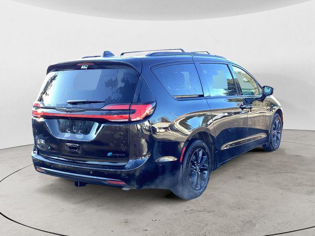 used 2024 Chrysler Pacifica Hybrid car, priced at $32,991