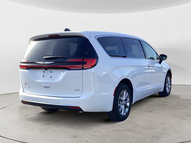 new 2026 Chrysler Pacifica car, priced at $45,681