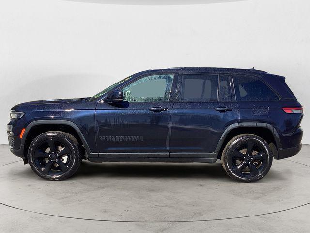 used 2024 Jeep Grand Cherokee car, priced at $35,491