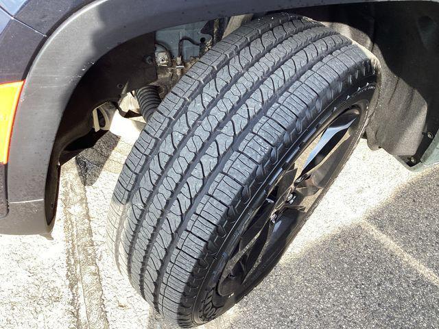 used 2024 Jeep Grand Cherokee car, priced at $35,491