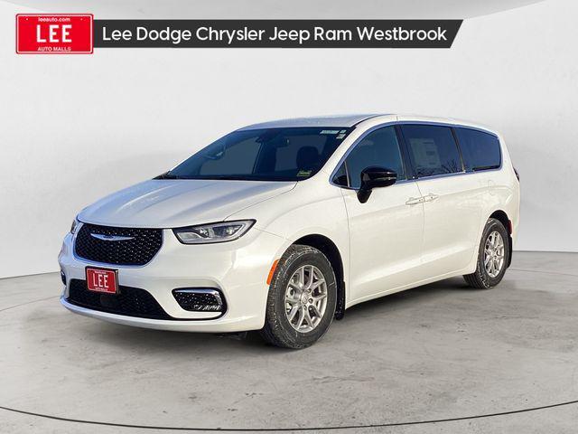 new 2026 Chrysler Pacifica car, priced at $41,615