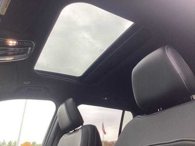 new 2025 Jeep Grand Cherokee car, priced at $42,992