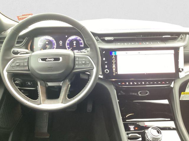 new 2026 Jeep Grand Cherokee car, priced at $43,737