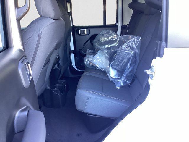 new 2026 Jeep Gladiator car, priced at $48,374