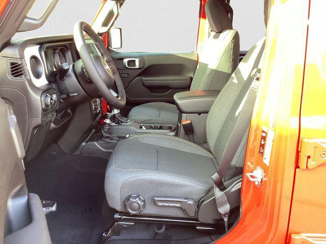 new 2026 Jeep Wrangler car, priced at $46,621
