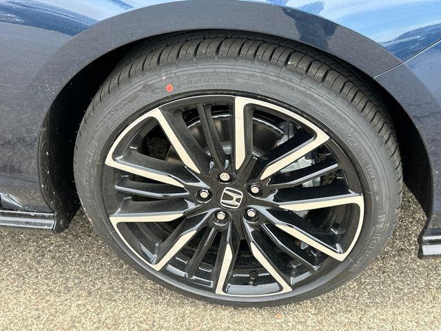 new 2026 Honda Accord Hybrid car, priced at $40,690