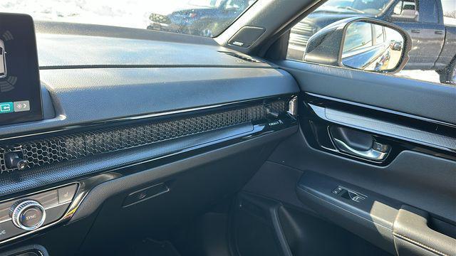 used 2025 Honda CR-V Hybrid car, priced at $38,956