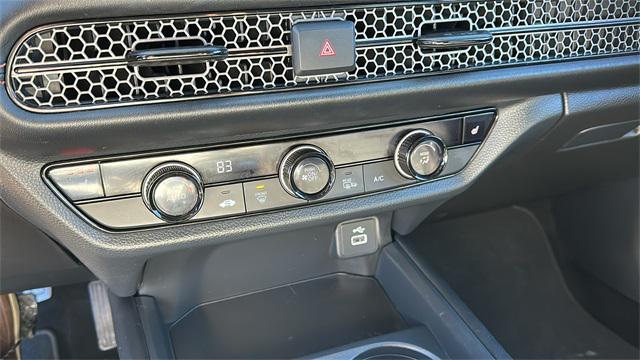 used 2025 Honda HR-V car, priced at $28,286