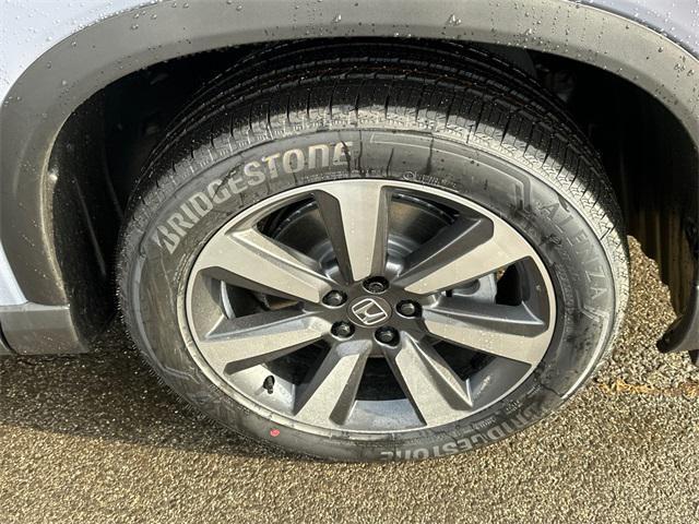 new 2025 Honda Pilot car, priced at $53,030