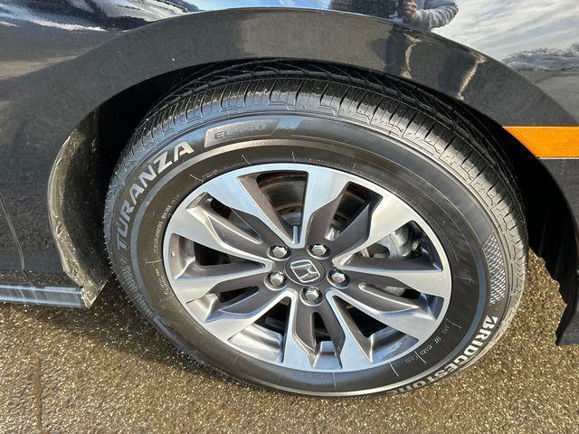 used 2024 Honda Odyssey car, priced at $34,320