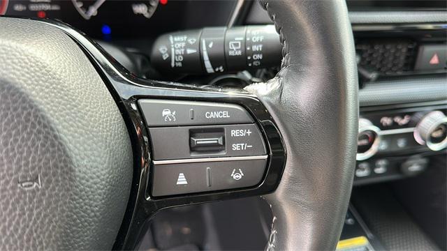 used 2023 Honda CR-V car, priced at $30,952