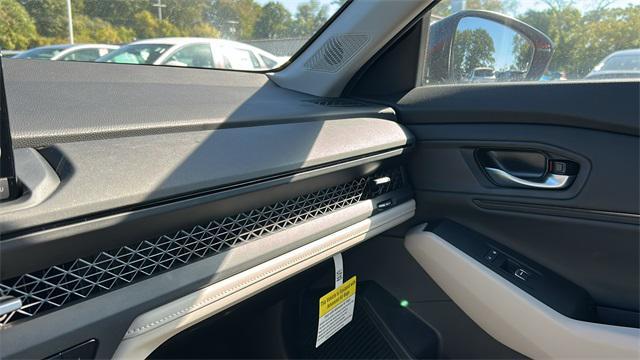 new 2025 Honda Accord car, priced at $31,015