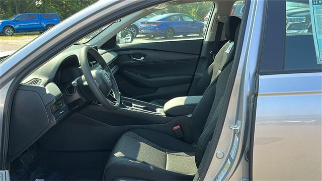 new 2025 Honda Accord car, priced at $28,295