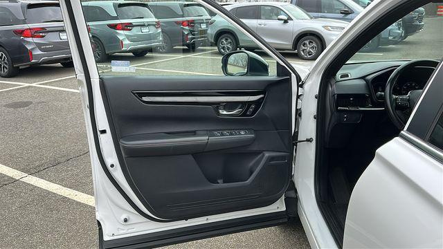 used 2025 Honda CR-V Hybrid car, priced at $39,539