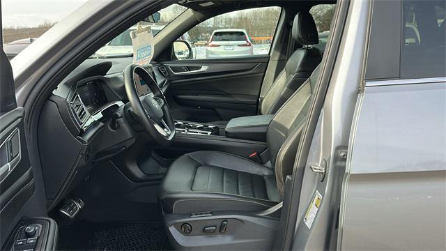 used 2024 Volkswagen Atlas Cross Sport car, priced at $36,978