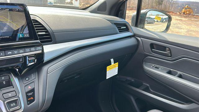 new 2026 Honda Odyssey car, priced at $45,390
