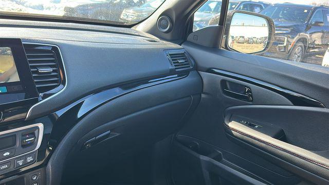 used 2025 Honda Passport car, priced at $42,495