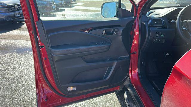 used 2025 Honda Passport car, priced at $42,495