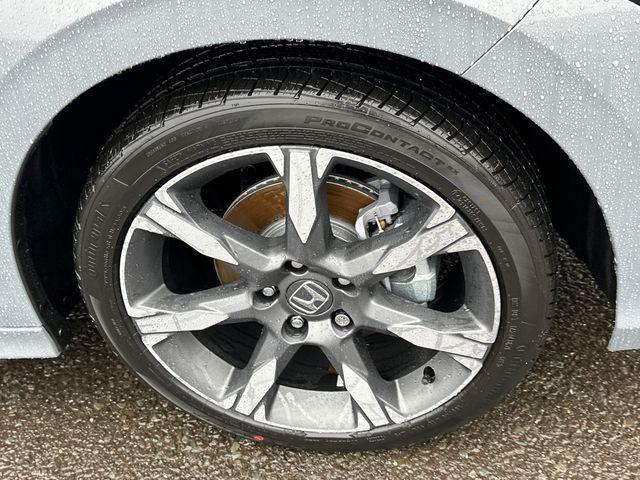 new 2026 Honda Civic Hybrid car, priced at $34,045