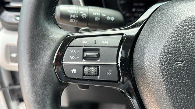 used 2025 Honda Pilot car, priced at $43,952