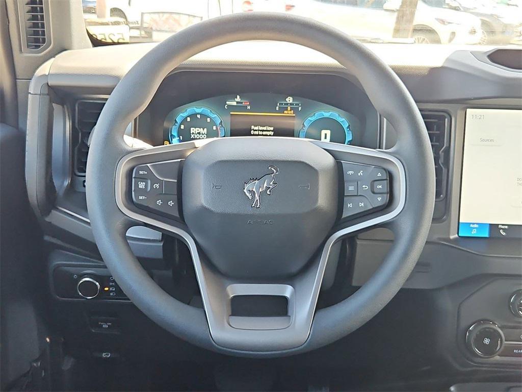 new 2025 Ford Bronco car, priced at $47,174