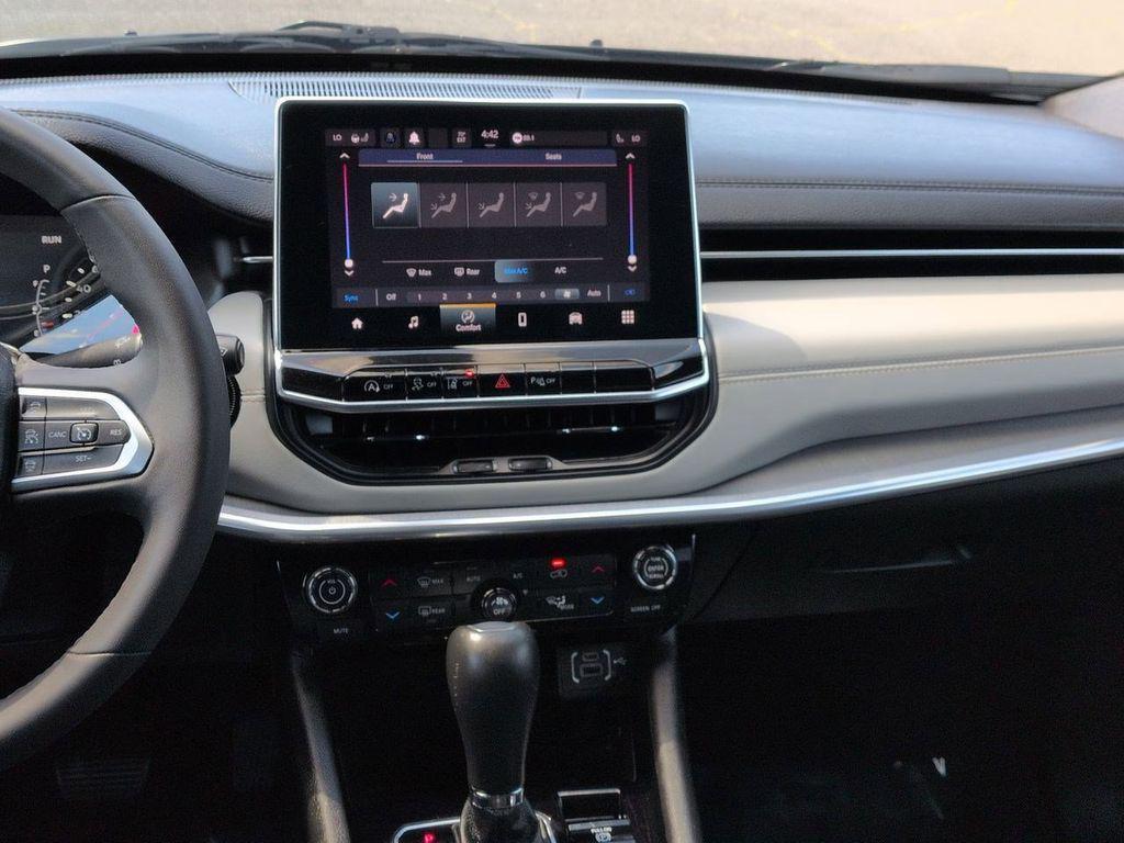 used 2023 Jeep Compass car, priced at $20,974