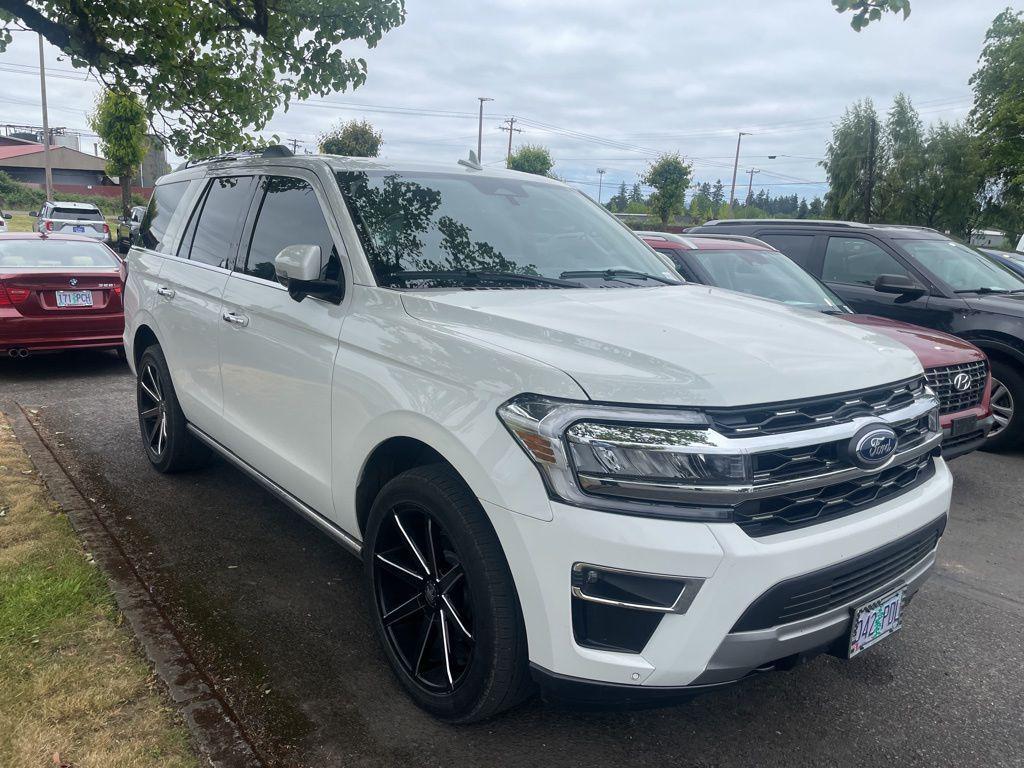 used 2024 Ford Expedition car, priced at $53,533