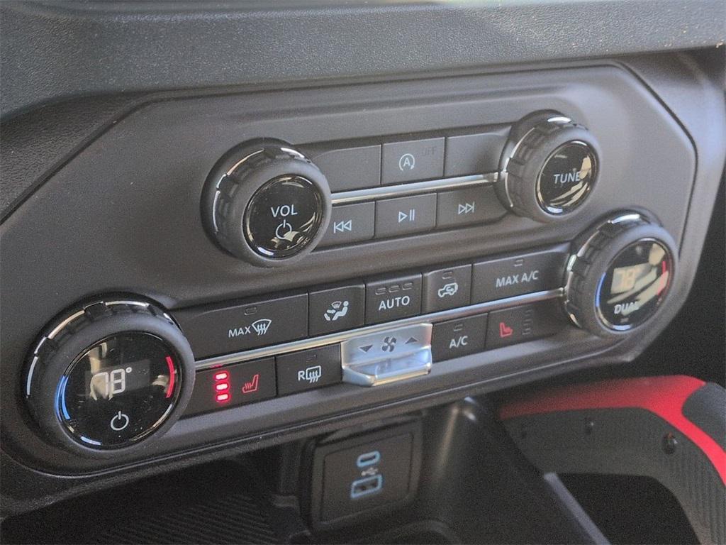 new 2025 Ford Bronco car, priced at $55,805