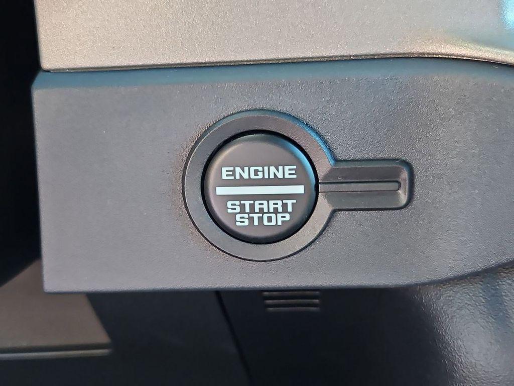 new 2025 Ford Bronco car, priced at $58,960