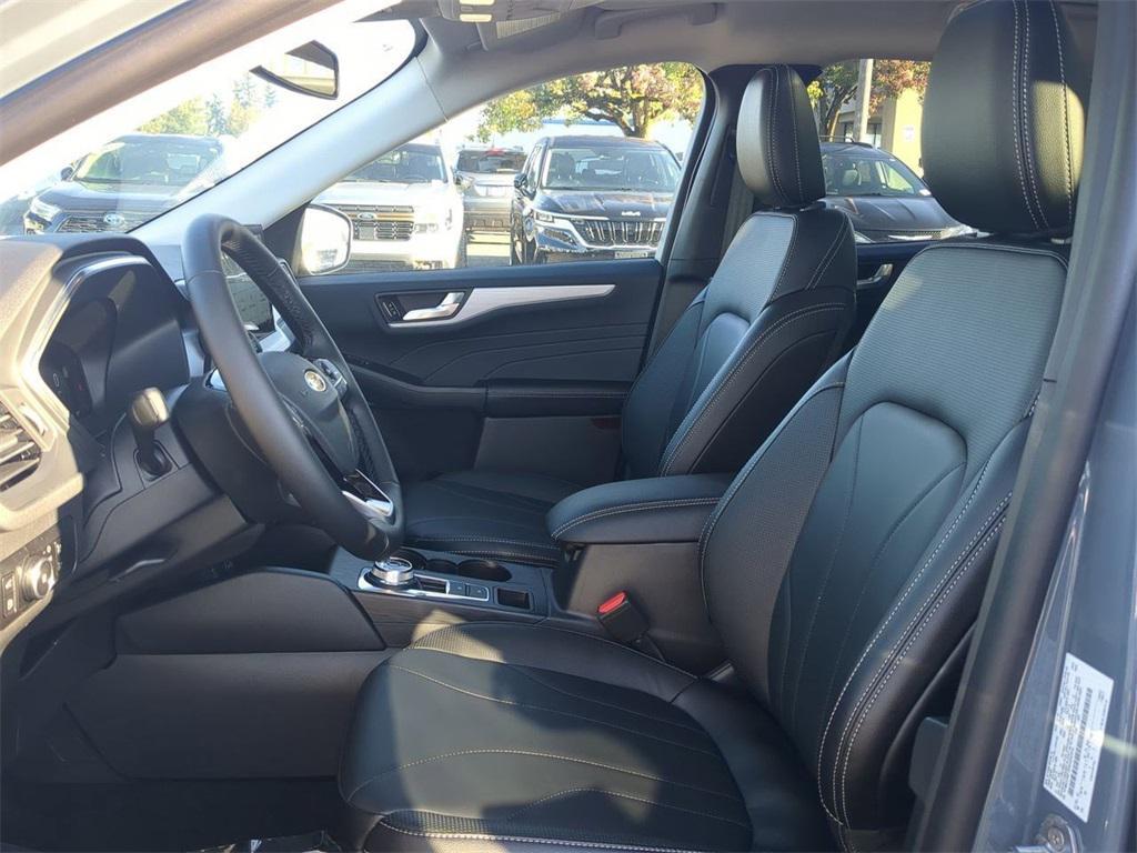 new 2025 Ford Escape PHEV car, priced at $34,515