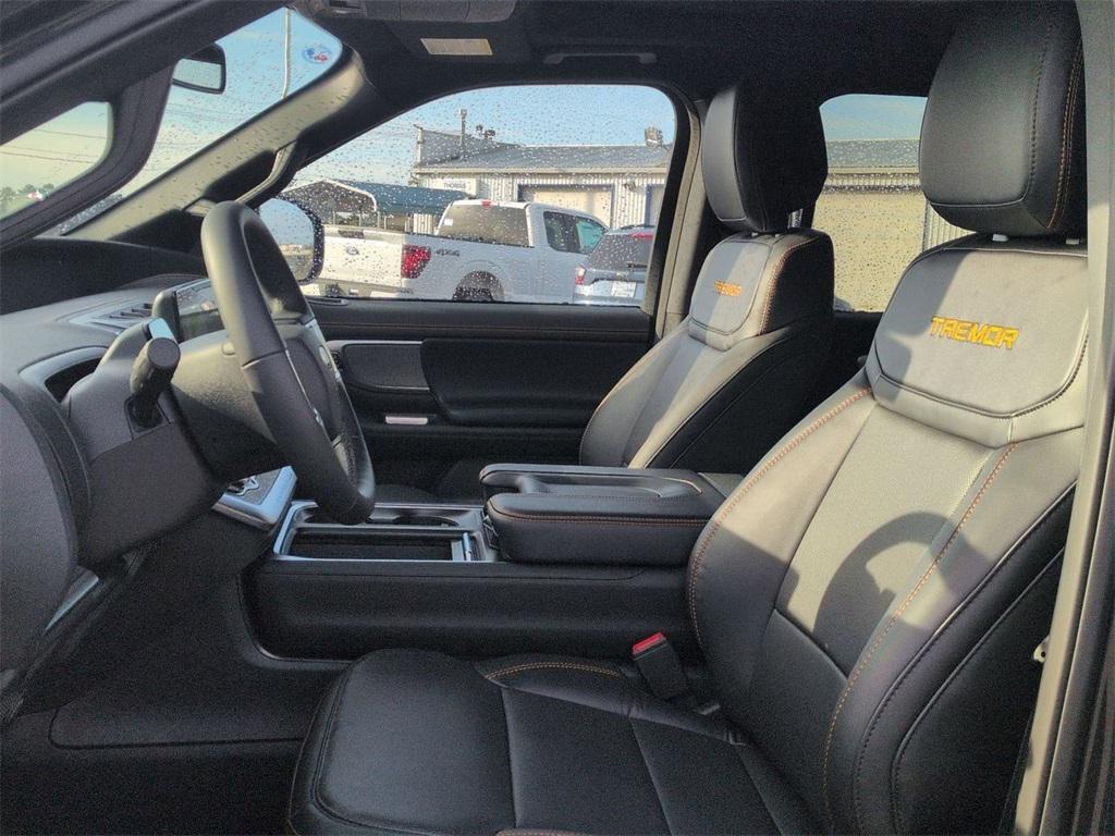 new 2026 Ford Expedition car, priced at $86,295