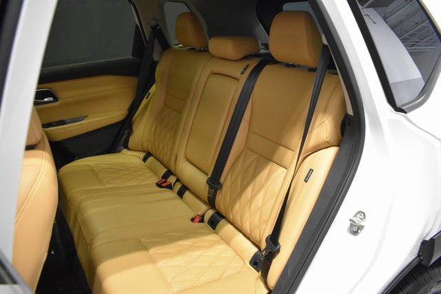 2023 Pearl White Tricoat Nissan Rogue