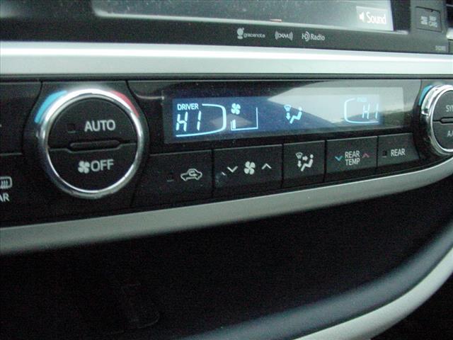 used 2019 Toyota Highlander car, priced at $20,999