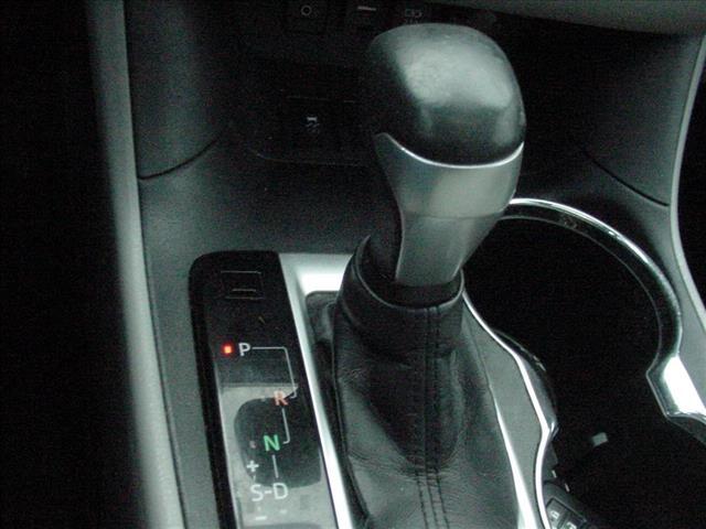 used 2019 Toyota Highlander car, priced at $20,999