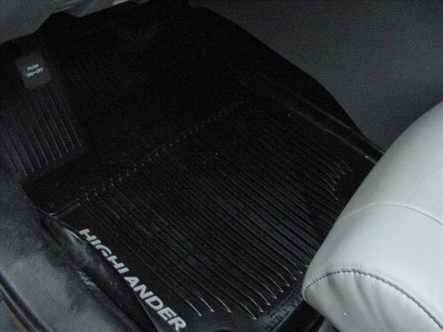 used 2019 Toyota Highlander car, priced at $20,999