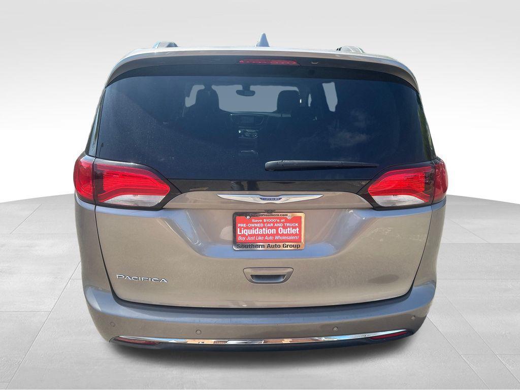 used 2018 Chrysler Pacifica car, priced at $9,872