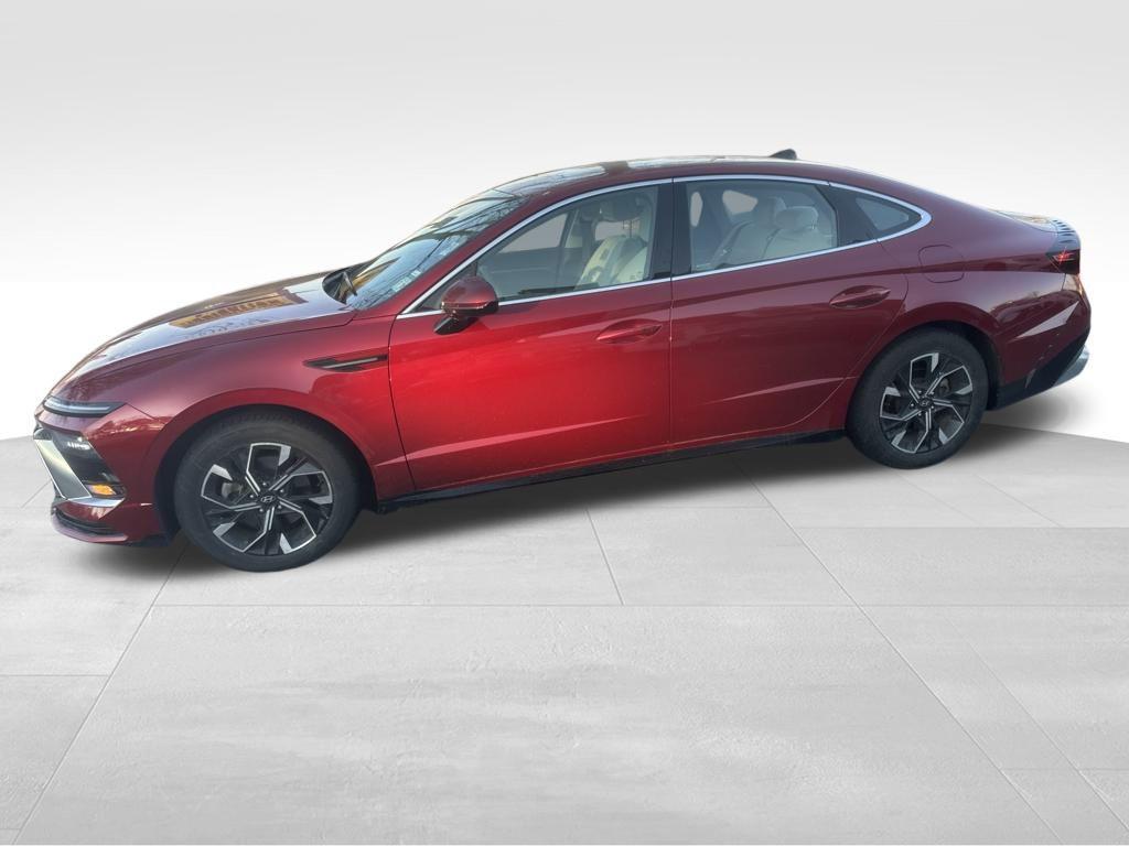 used 2024 Hyundai Sonata car, priced at $19,270