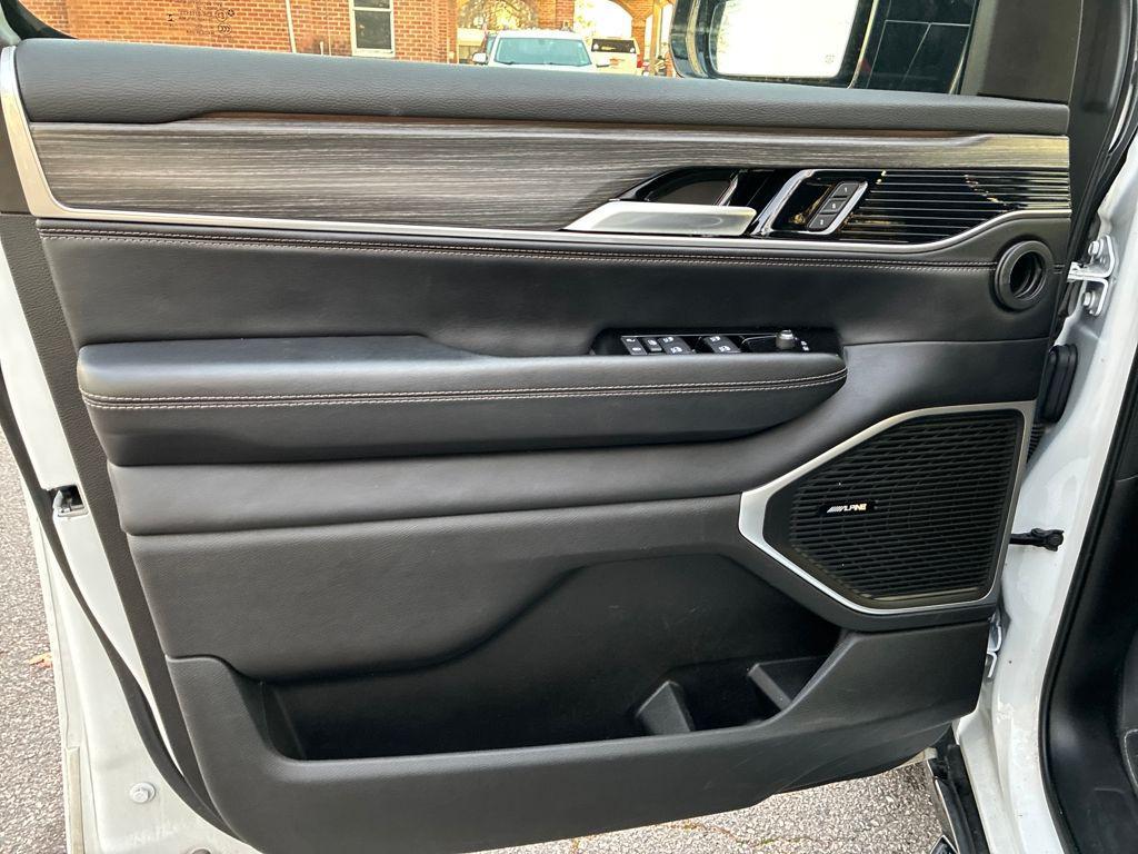 used 2024 Jeep Wagoneer car, priced at $45,830