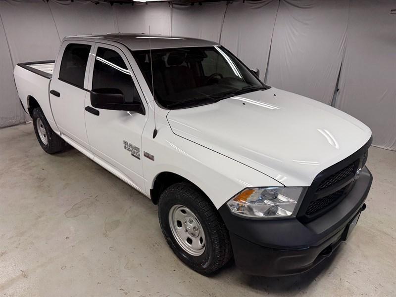 used 2019 Ram 1500 Classic car, priced at $29,795